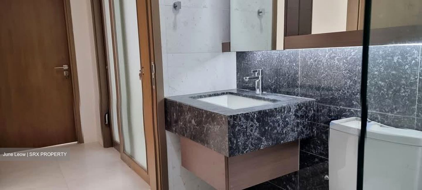 Starlight Suites (D9), Apartment #597236421